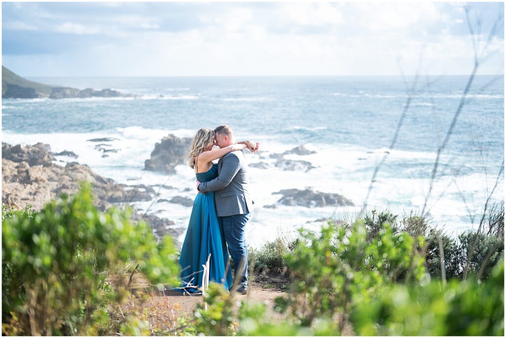 Big Sur engagement session with the cliffs in the background